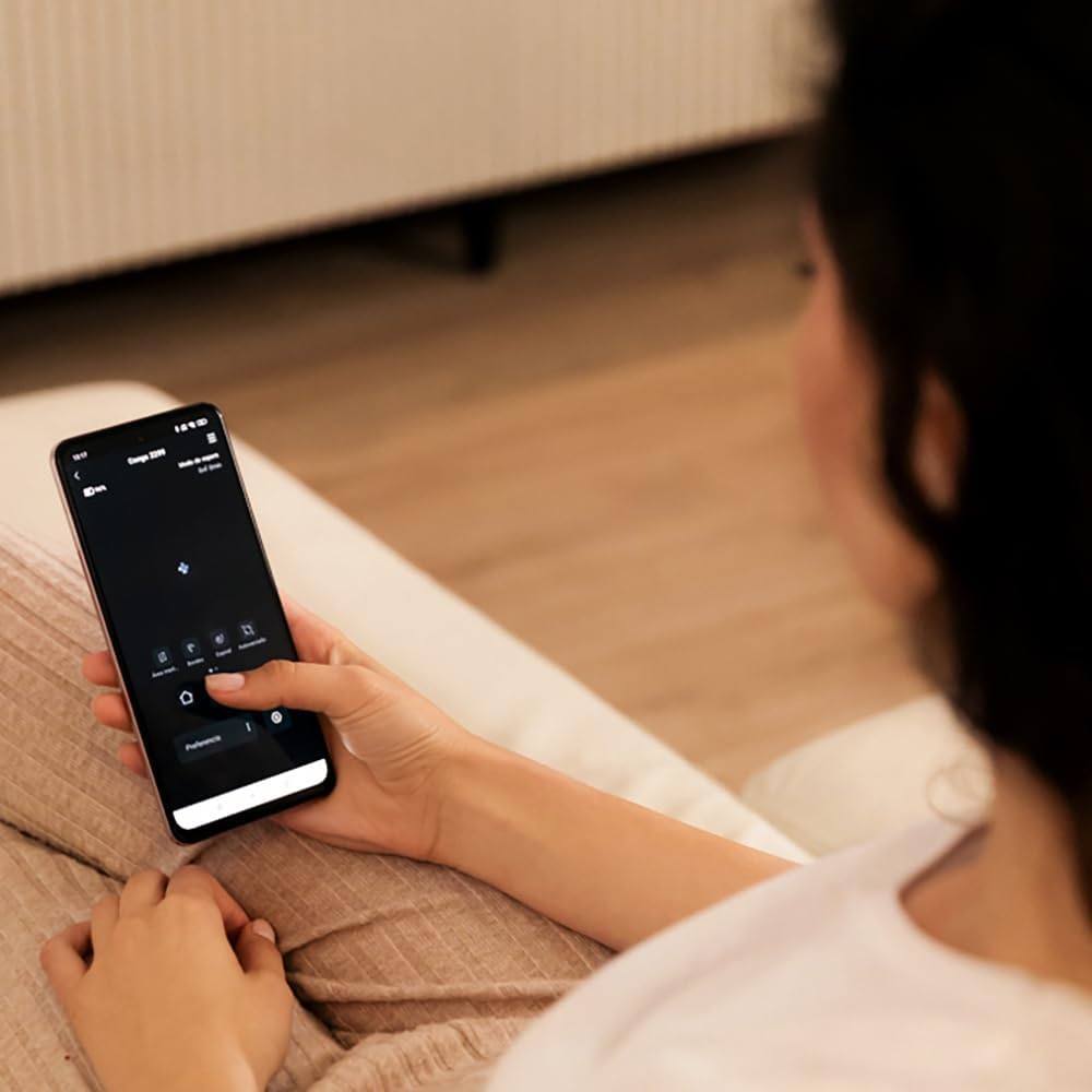 Robot Aspirateur avec Navigation Gyroscopique Conga 999 Map Genesis - Moteur d'Aspiration 2000Pa, 2 Brosses Latérales, Serpillière, Autonomie 120 mins, Contrôle par APP et Télécommande Conga 999 Map - 1 Lingette